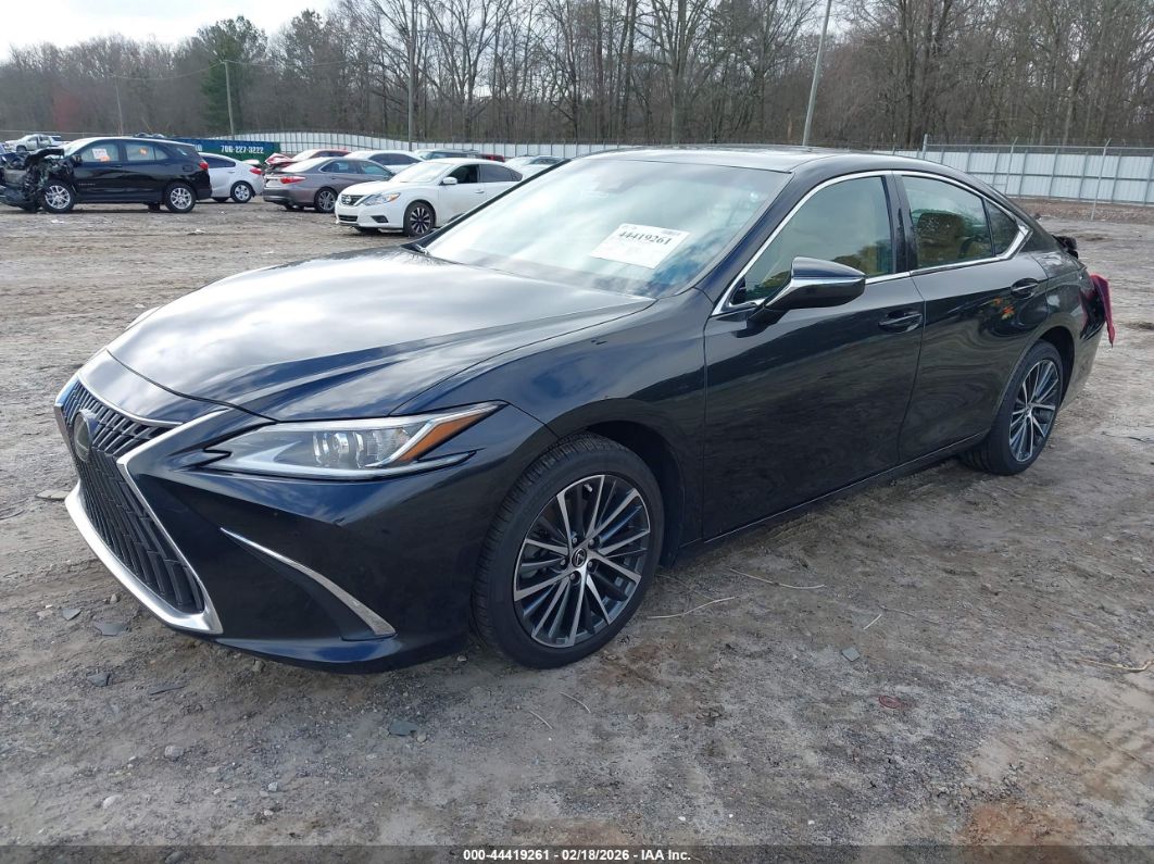 Lexus ES 2023