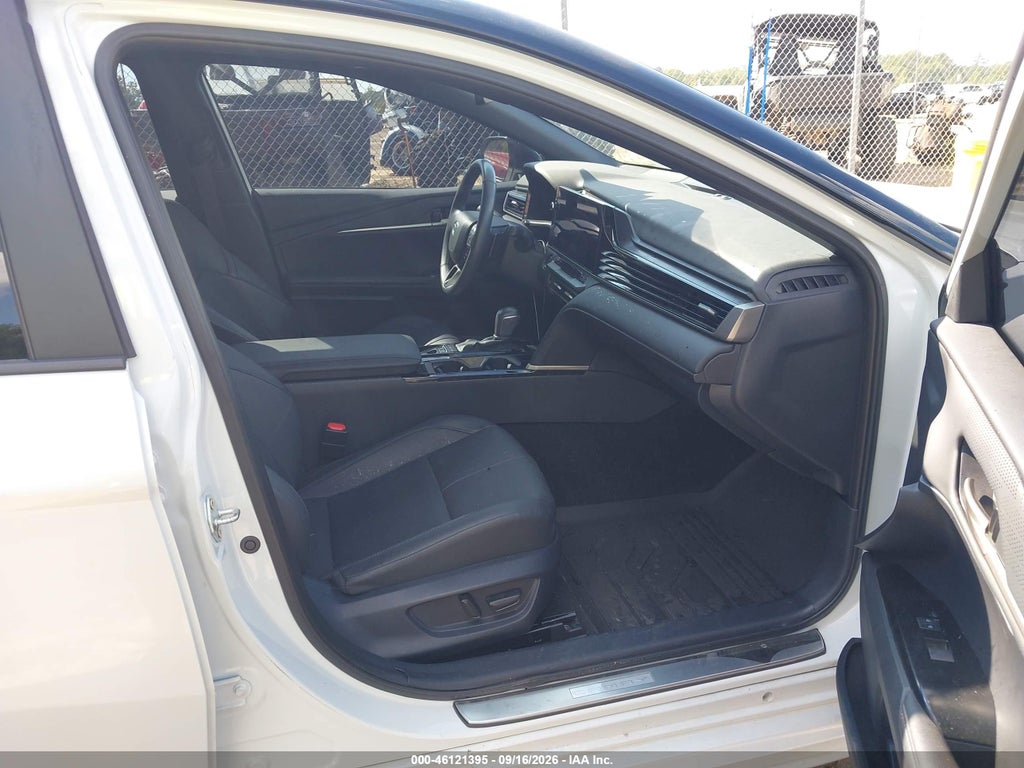 Toyota Camry 2025
