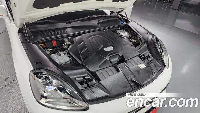 Porsche Cayenne 2023