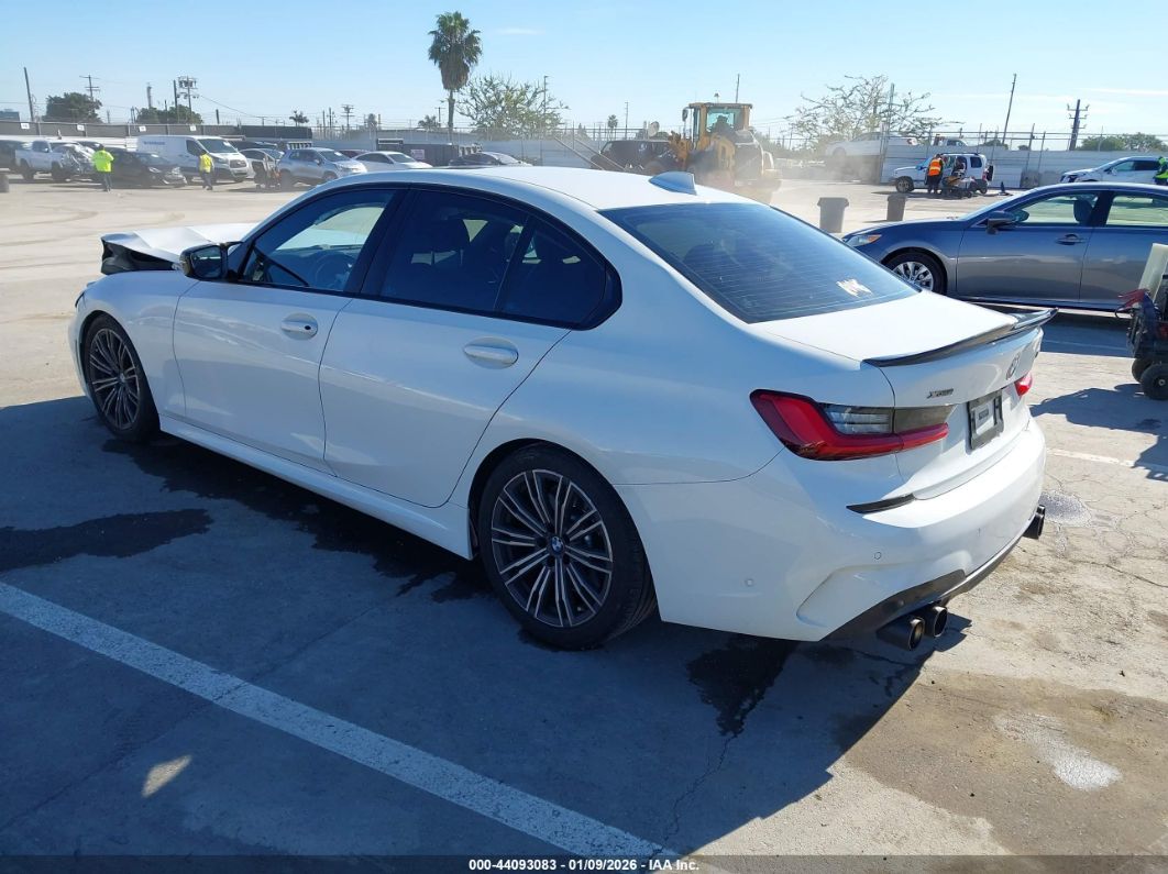 BMW 3 серии 2021