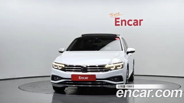 Volkswagen Passat 2022