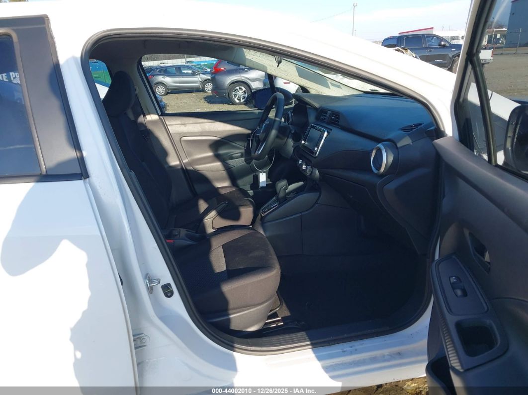 Nissan Versa 2021
