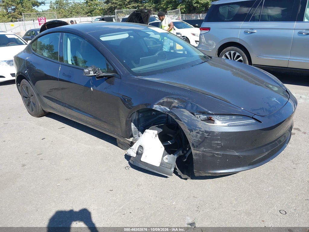 Tesla Model 3 2024