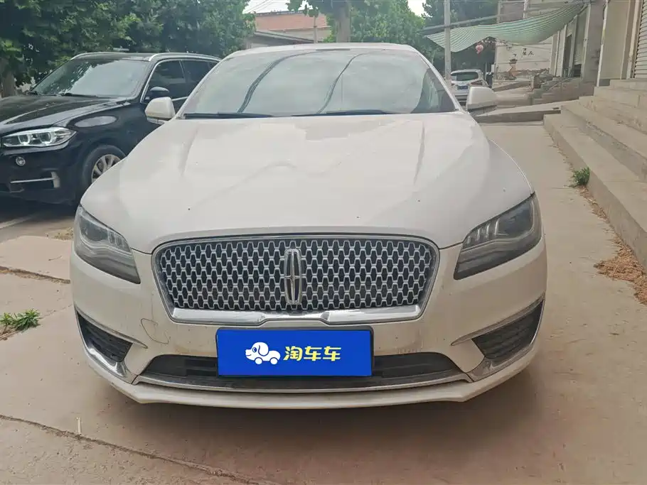 Lincoln MKZ 2020