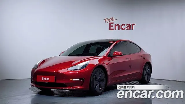 Tesla Model 3 2022