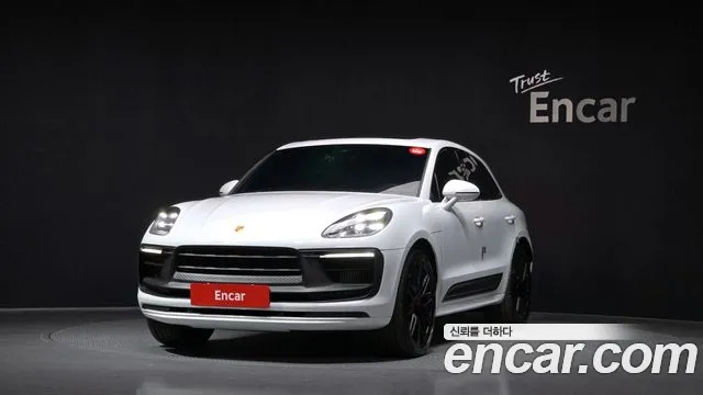 Porsche Macan 2022