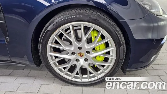Porsche Panamera 2020