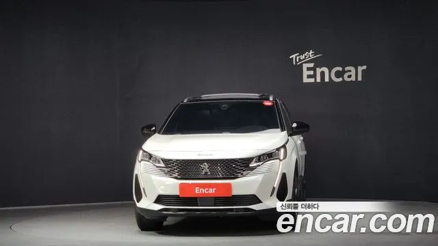 Peugeot 5008 2021