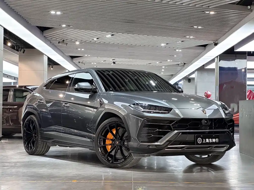 Lamborghini Urus 2020