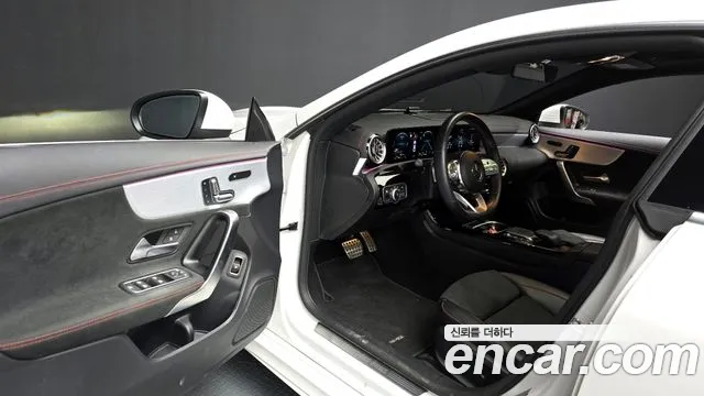 Mercedes-Benz CLA 2022