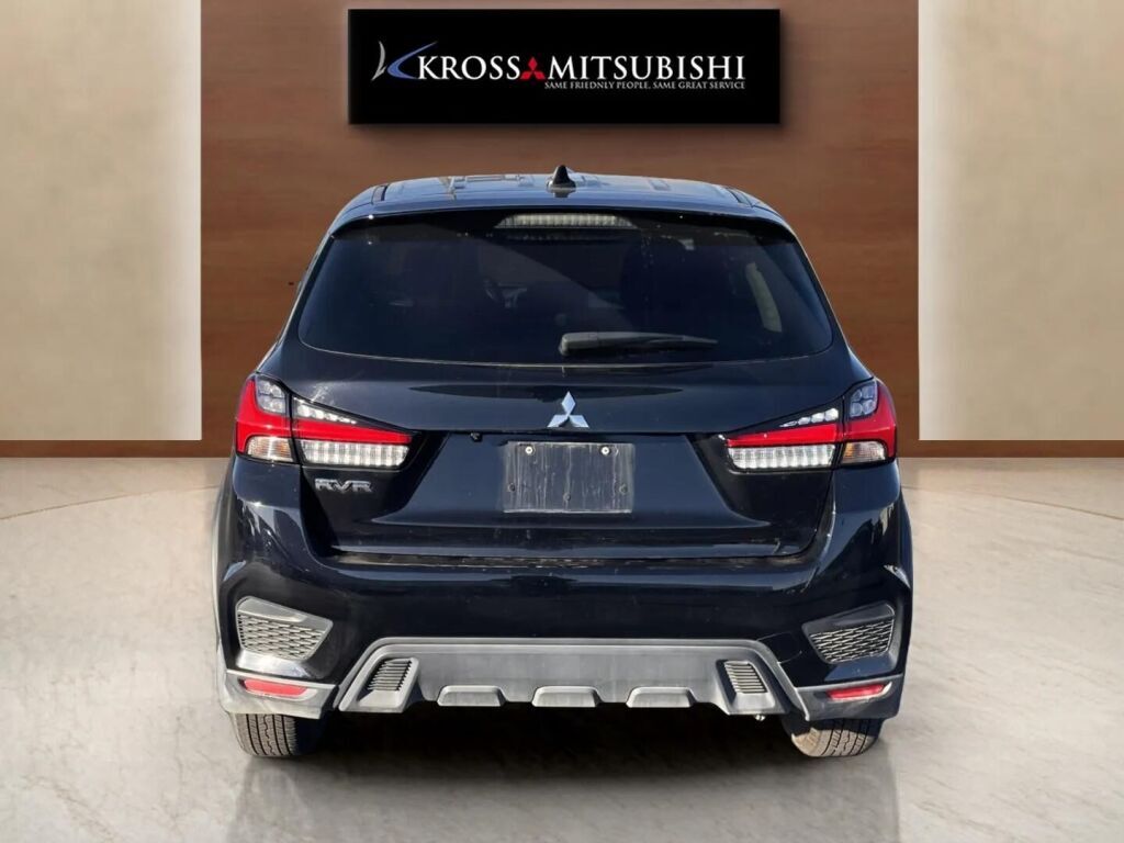 Mitsubishi RVR 2023