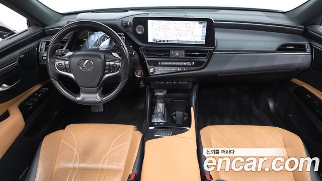 Lexus ES 2023