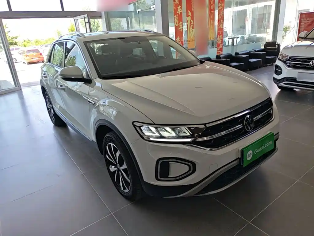 Volkswagen T-Roc 2024