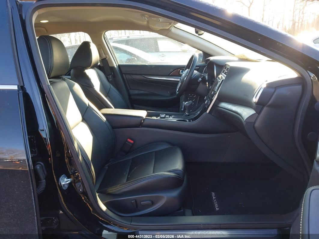 Nissan Maxima 2023
