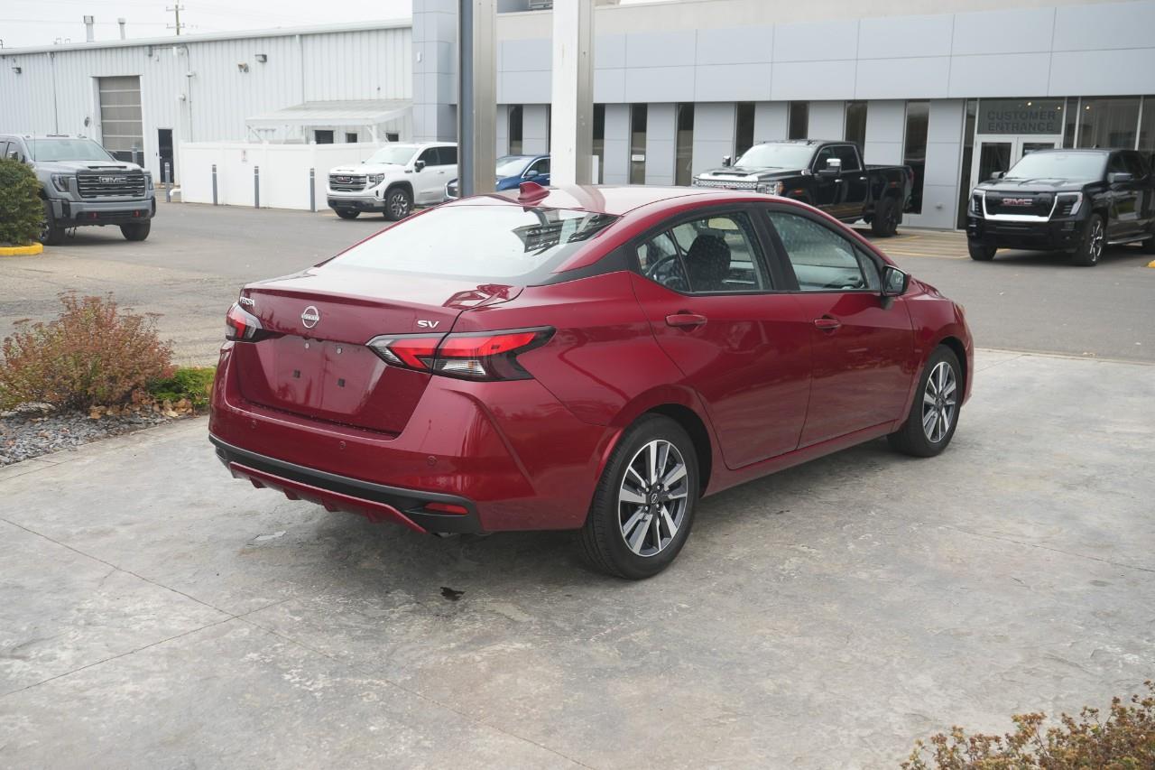 Nissan Versa 2023