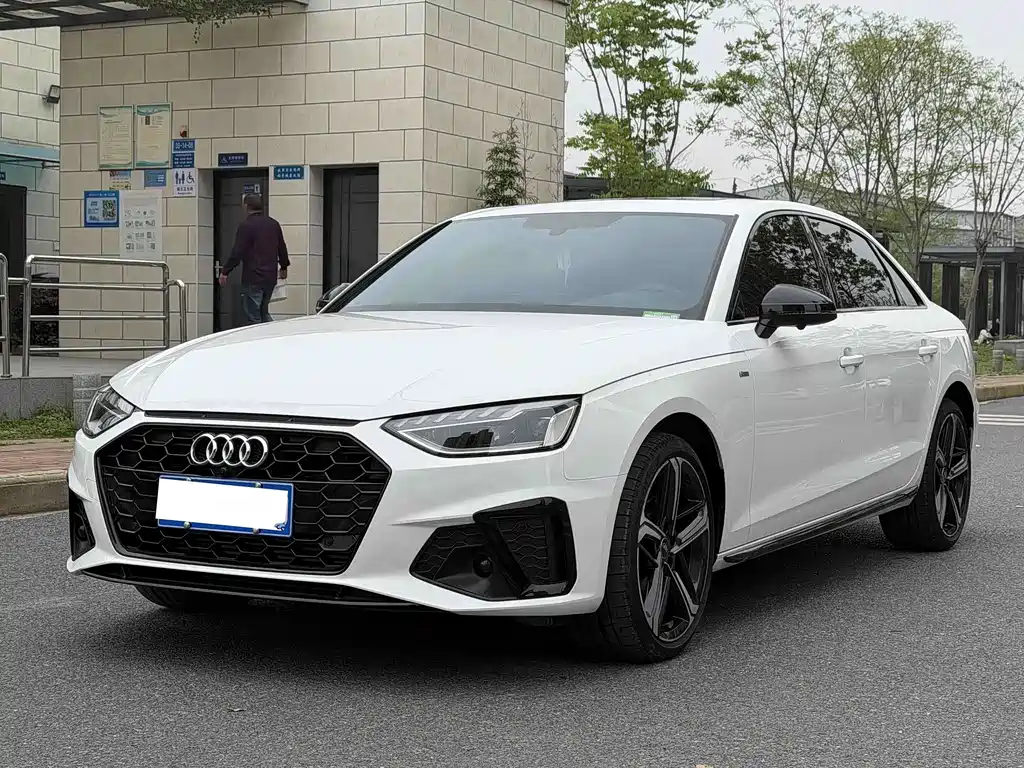Audi A4 2024