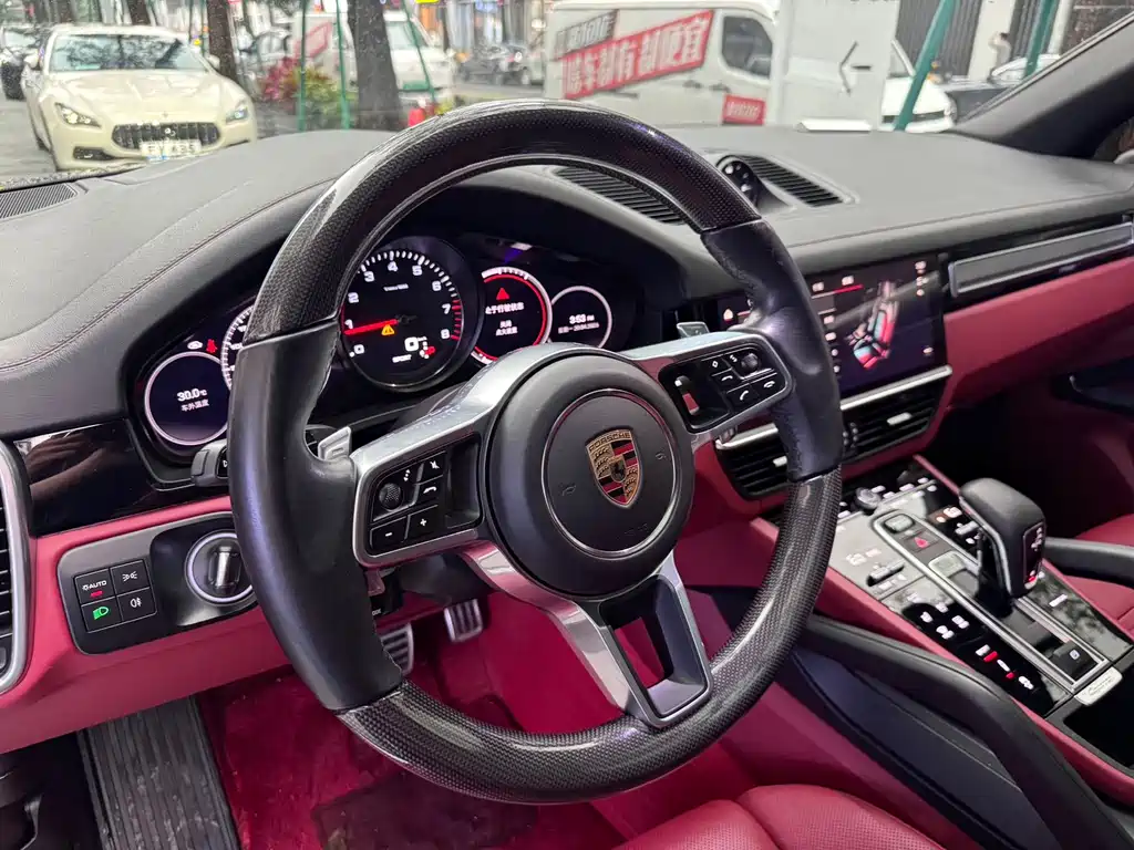 Porsche Cayenne 2023
