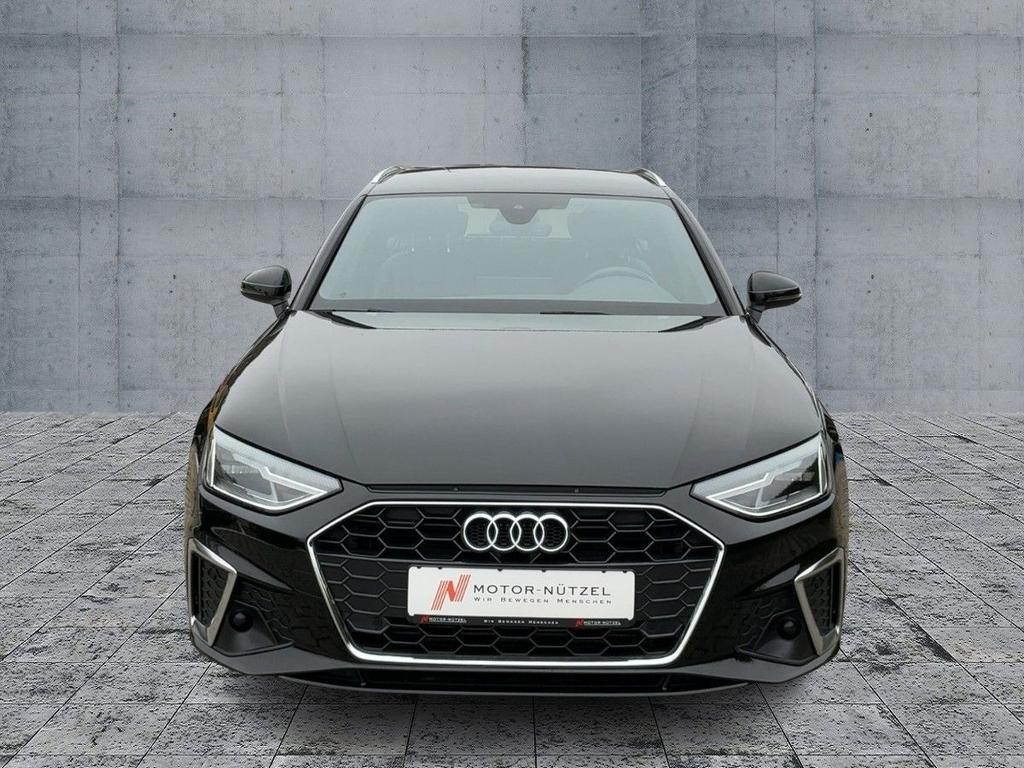 Audi A4 2022