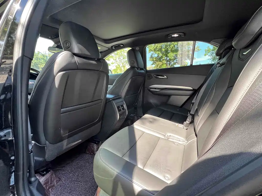 Cadillac XT4 2021