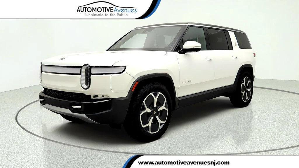 Rivian R1S 2024