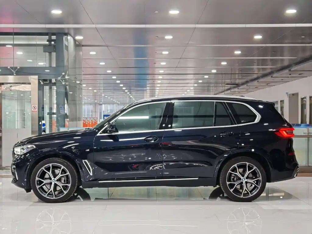 BMW X5 2022