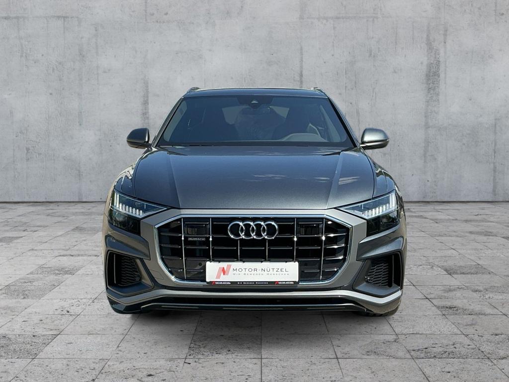Audi Q8 2022