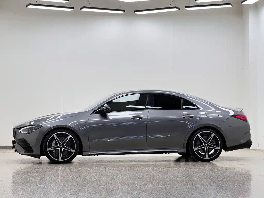 Mercedes-Benz CLA AMG 2024