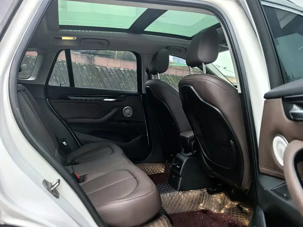 BMW X1 2021