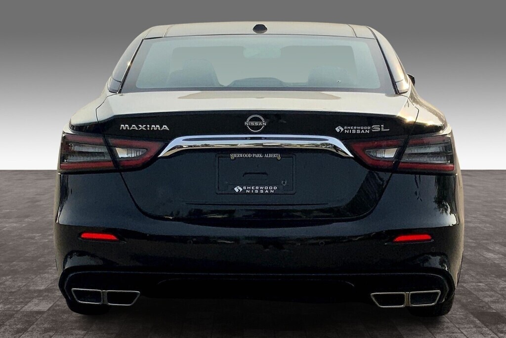 Nissan Maxima 2023