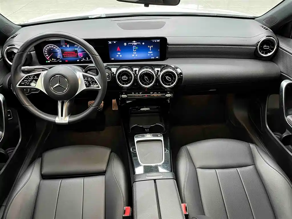 Mercedes-Benz A-Класс 2023