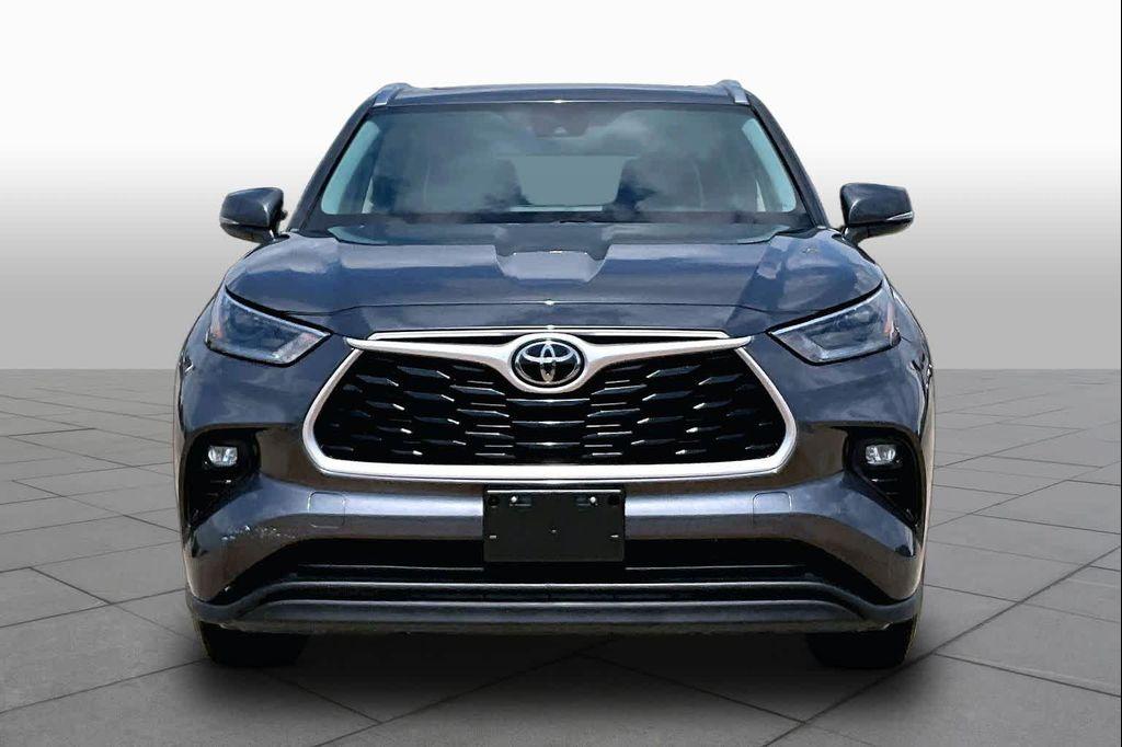 Toyota Highlander 2021