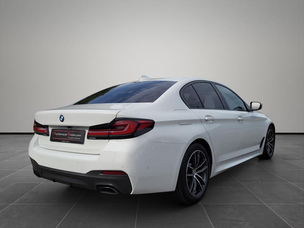 BMW 520 2022