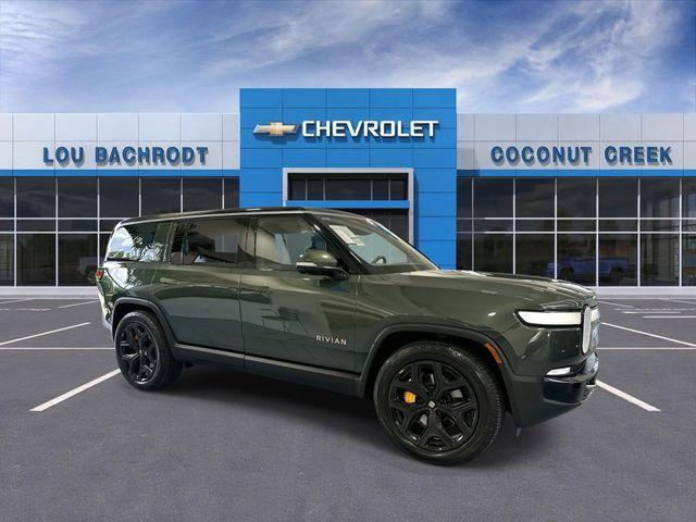 Rivian R1S 2023