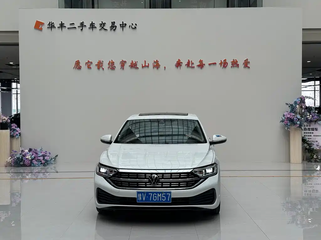 Volkswagen Jetta 2023
