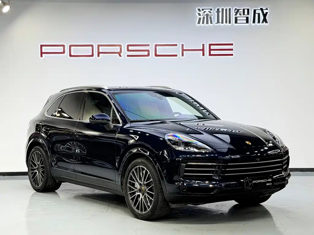 Porsche Cayenne 2021