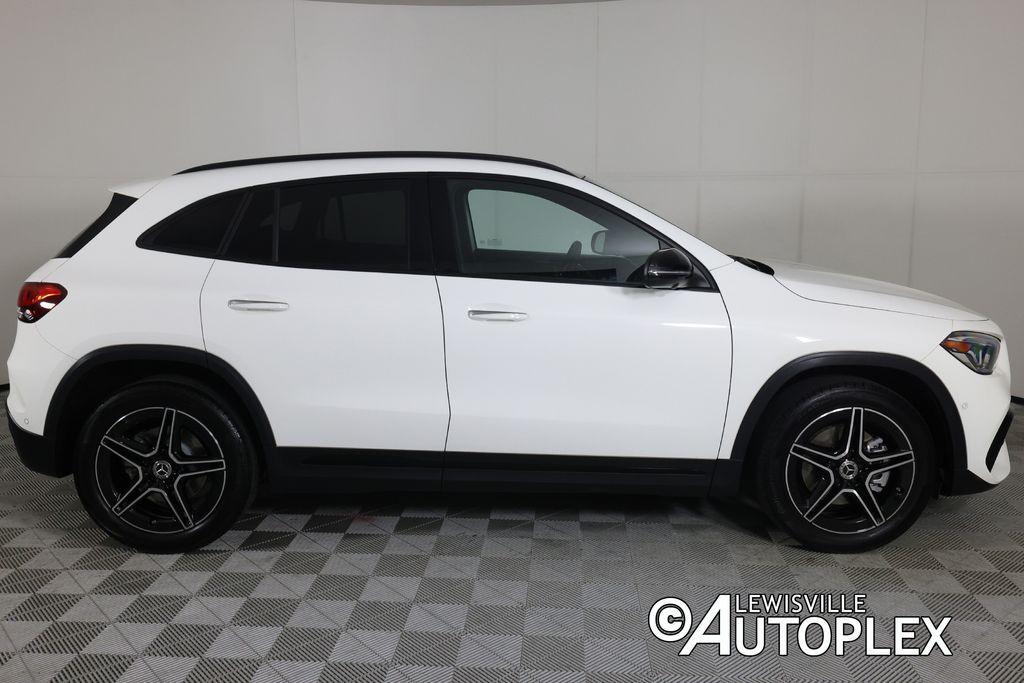 Mercedes-Benz GLA 250 2023