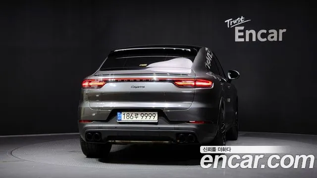 Porsche Cayenne 2022