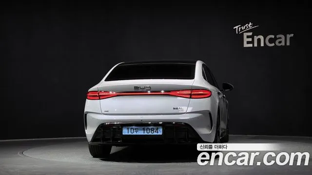 BYD Seal 2025