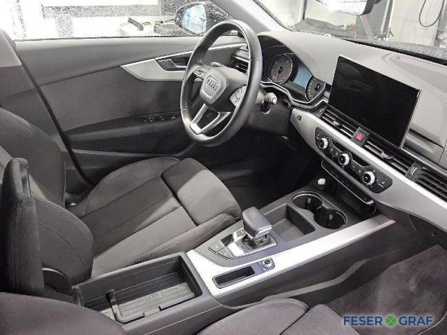 Audi A4 2023