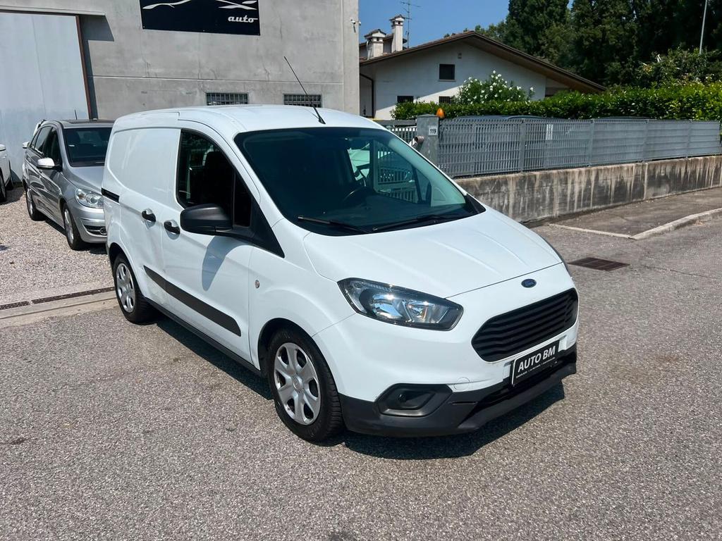 Ford Tourneo Courier 2021