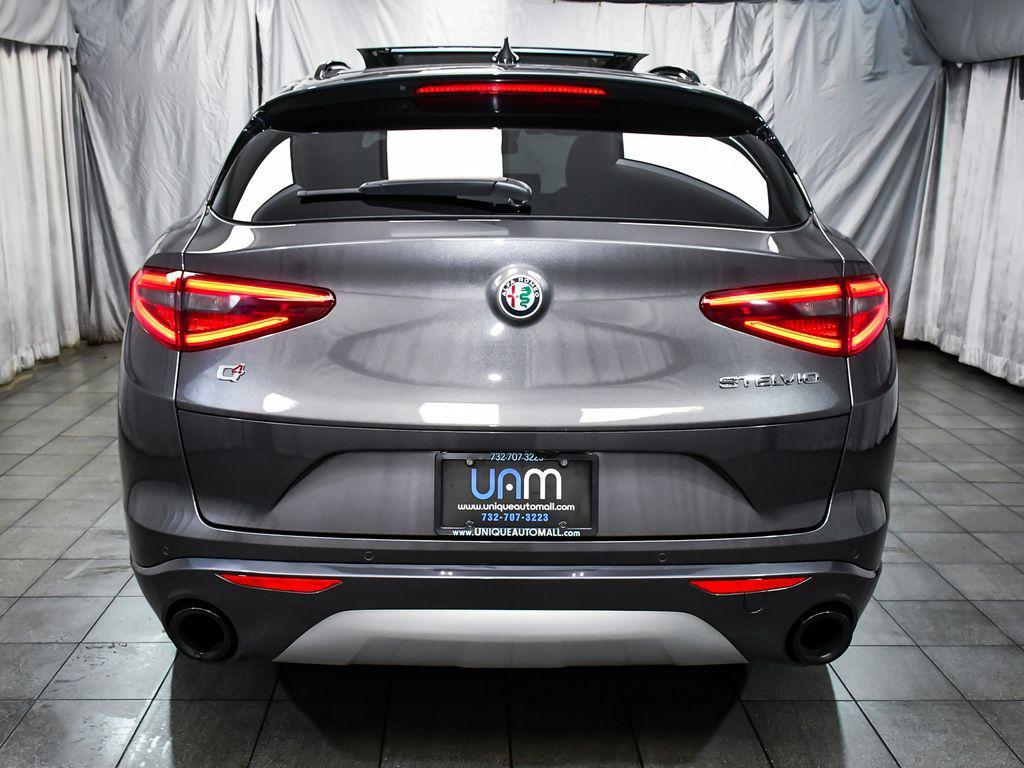 Alfa Romeo Stelvio 2022