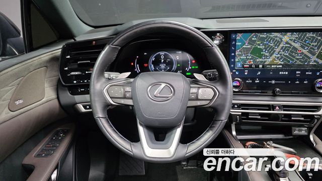 Lexus RX 2024