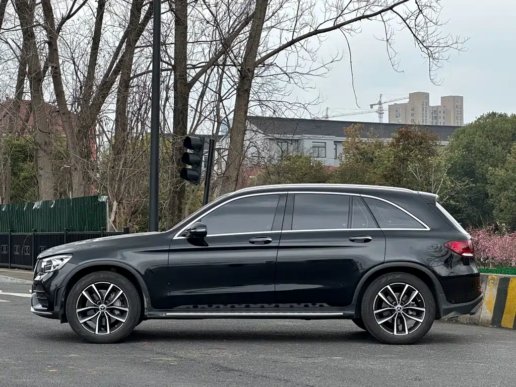 Mercedes-Benz GLC 2021