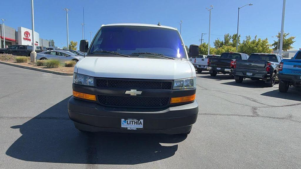 Chevrolet Express 2023