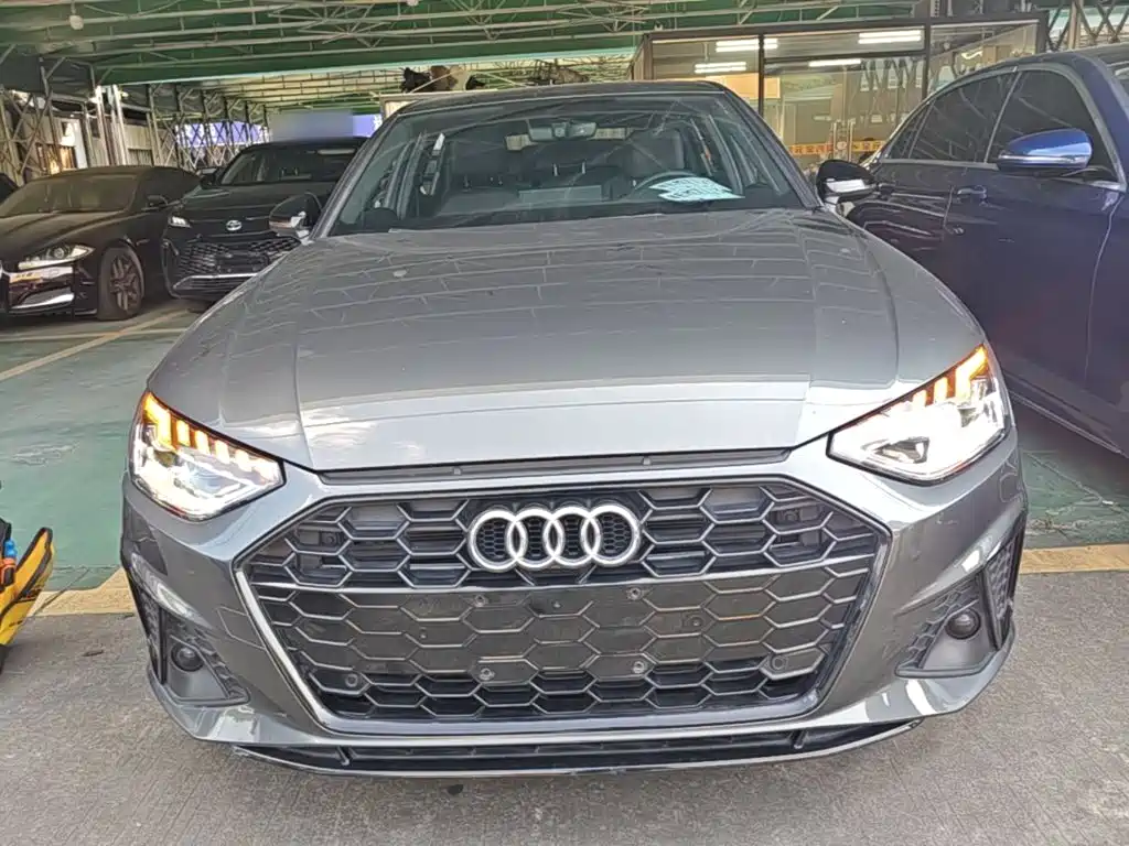 Audi A4 2024