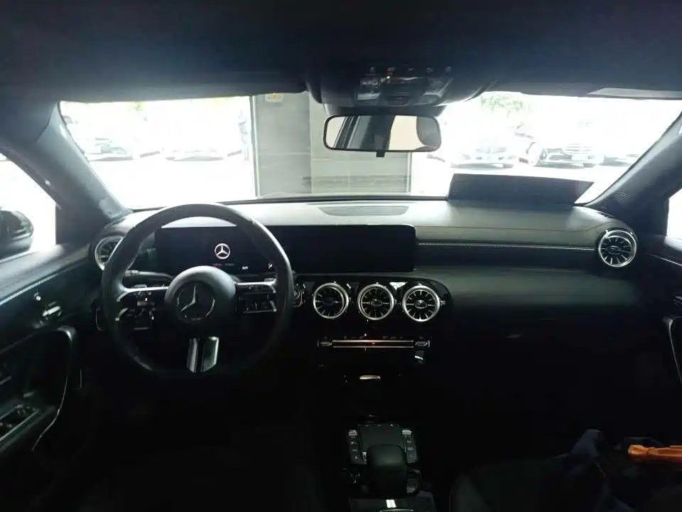 Mercedes-Benz A-Класс 2024