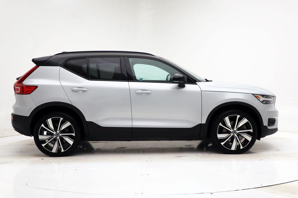 Volvo XC40 2021