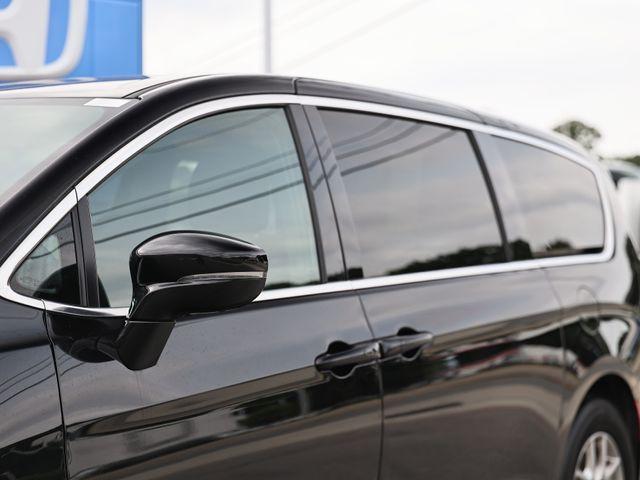 Chrysler Pacifica 2025