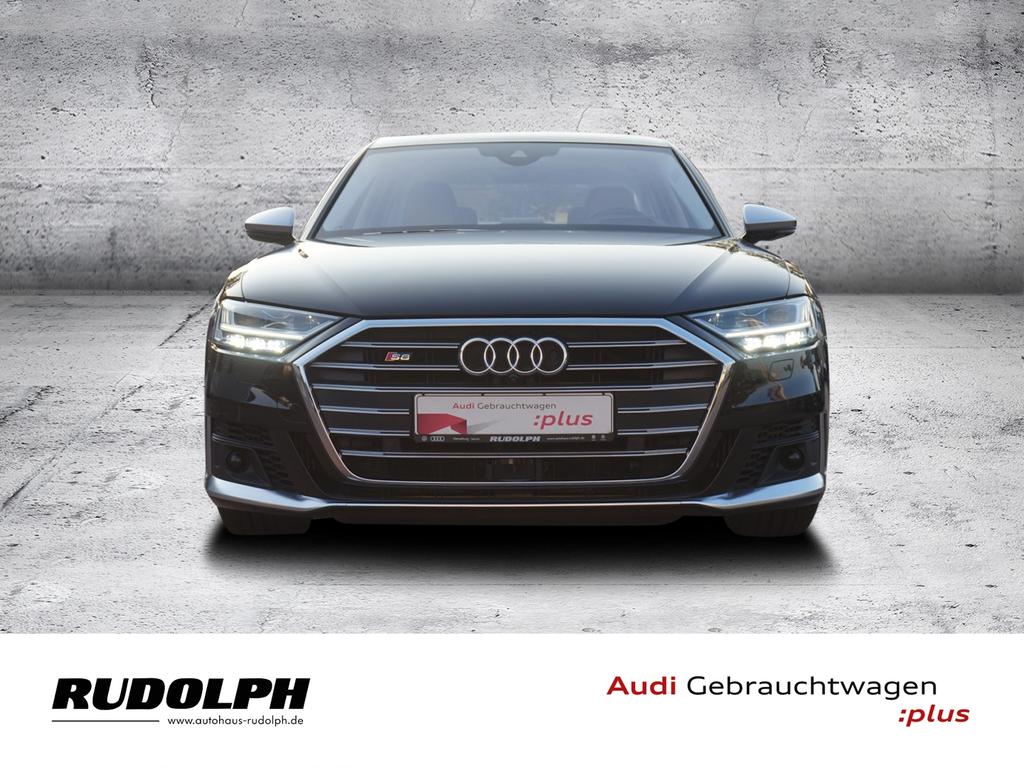 Audi S8 2021
