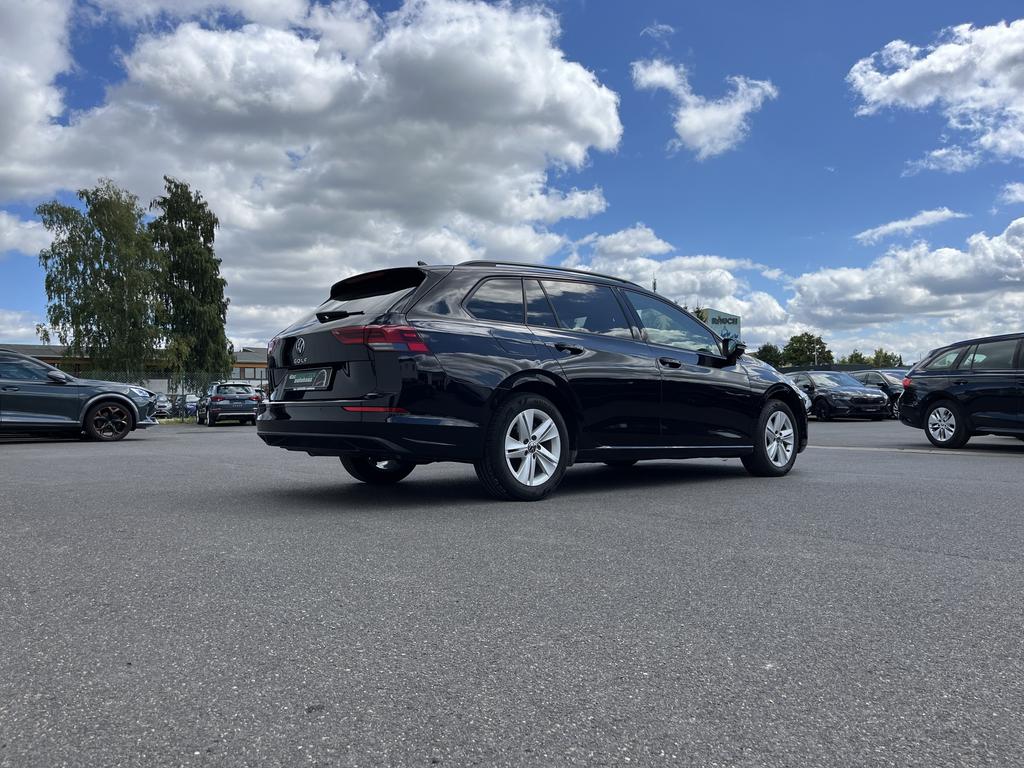 Volkswagen Golf 2021